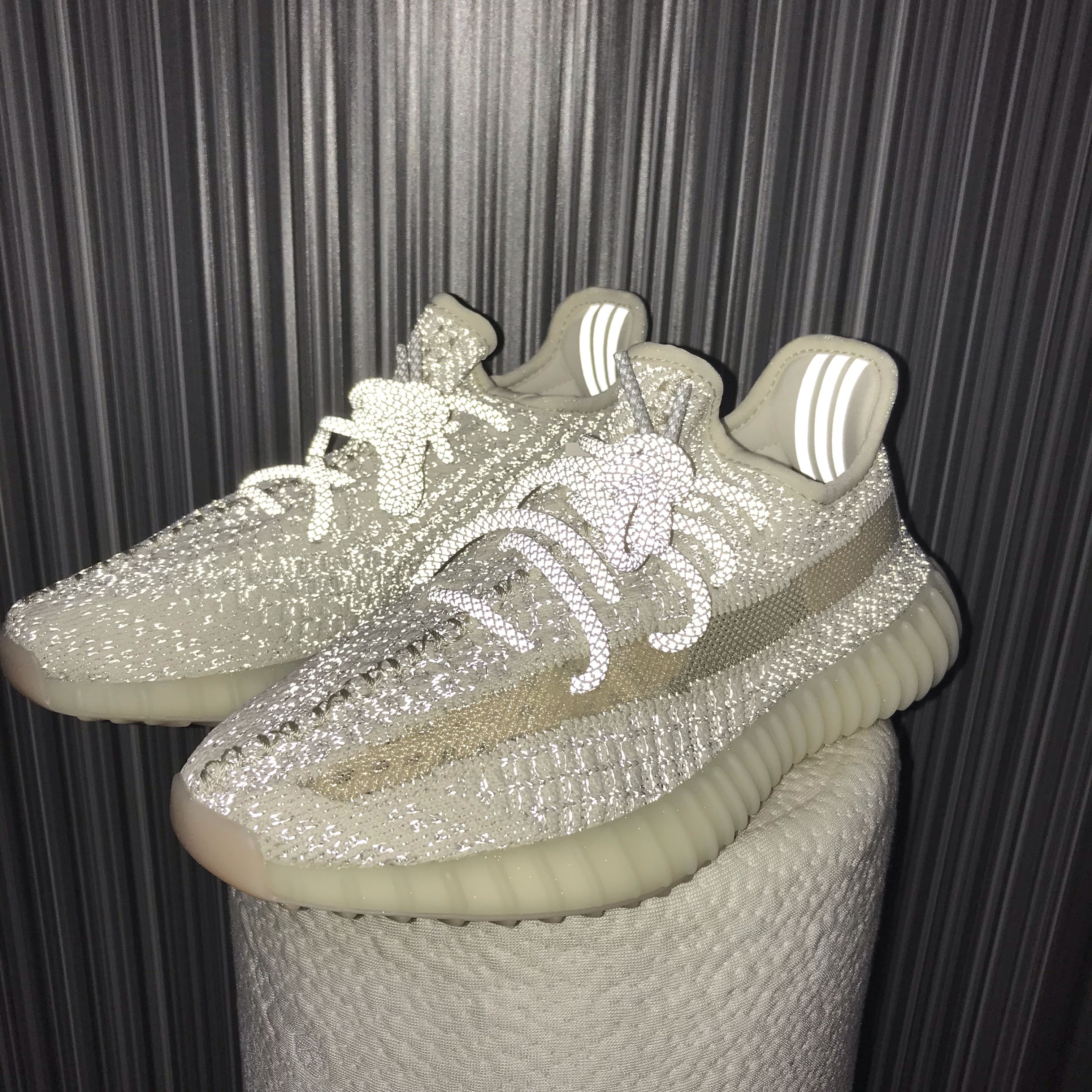 yeezy lundmark stock