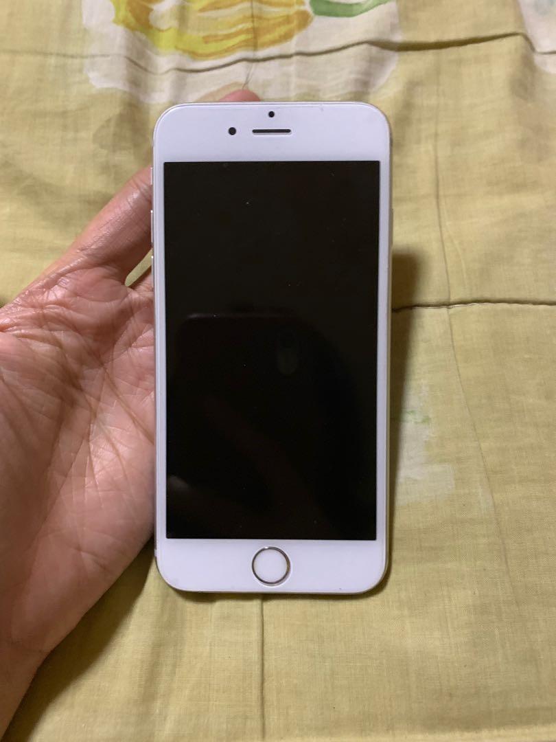 Iphone 6 (64gb) (US LOCKED) (Category: iPhone 6 Series) located in Manila. Submitted by razelysonn (Listing ID 241611306, Image 1). Description: Iphone 6 64gb US LOCKED (can be openline via gpp) No issues: Inclusions: With free brand new besister cable (original) 2 cases! .