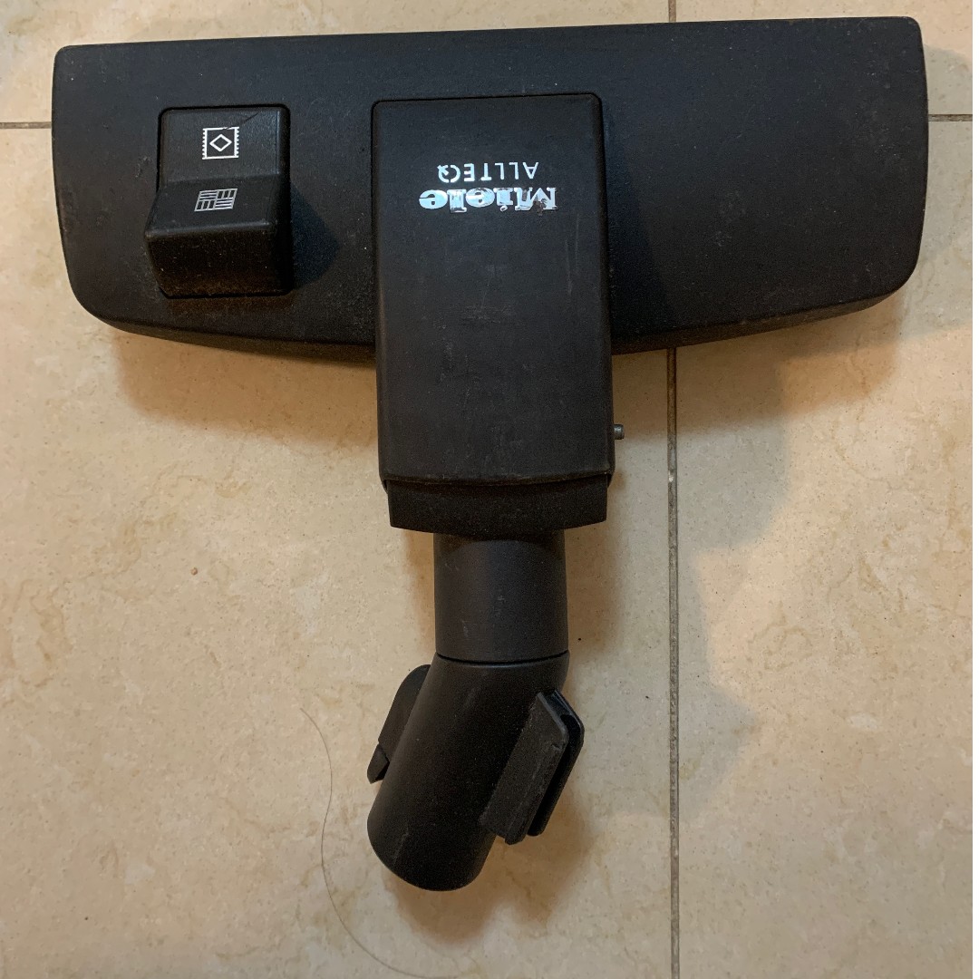 Miele Cat Dog 6000 吸塵器 Home Furniture Home Others On Carousell