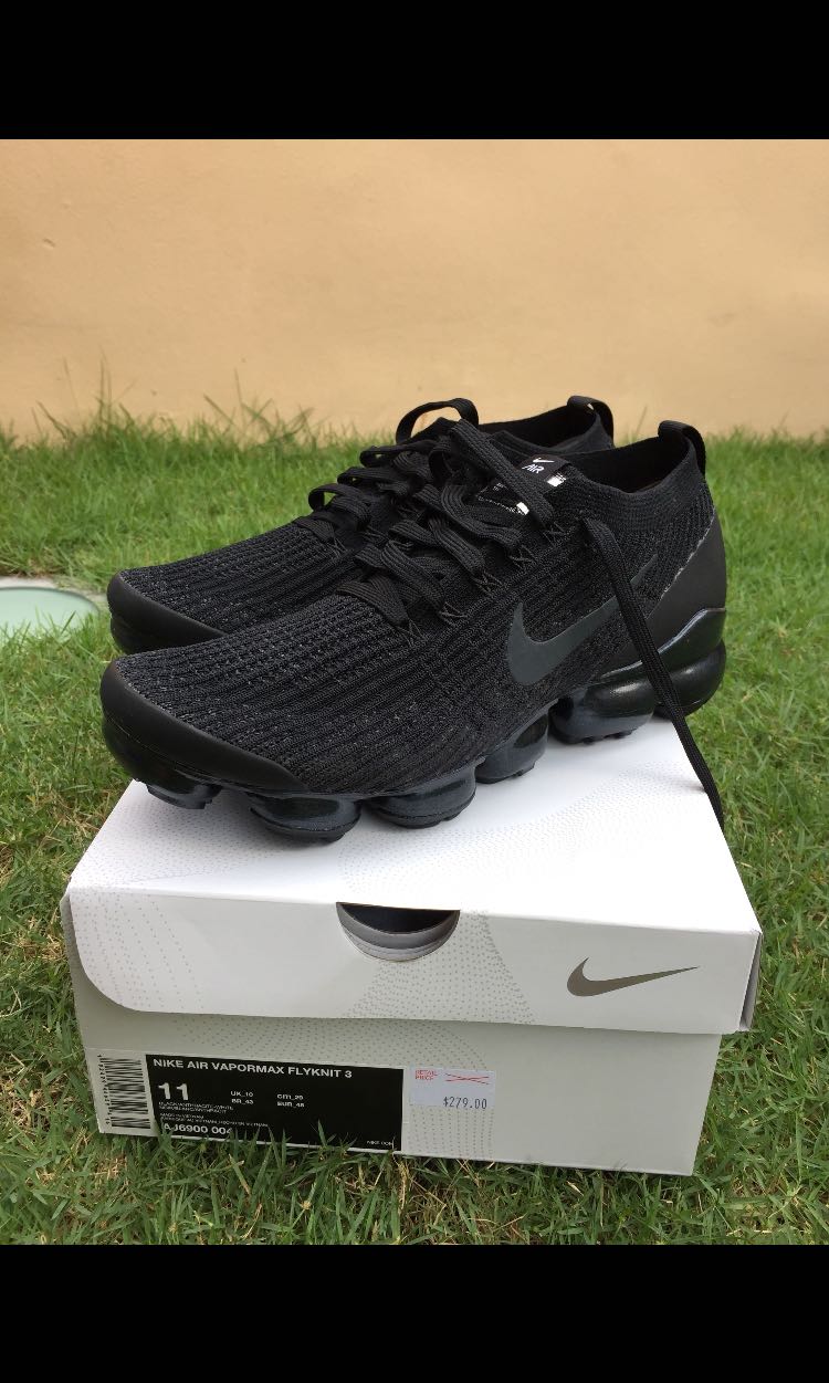 vapormax 3 triple black