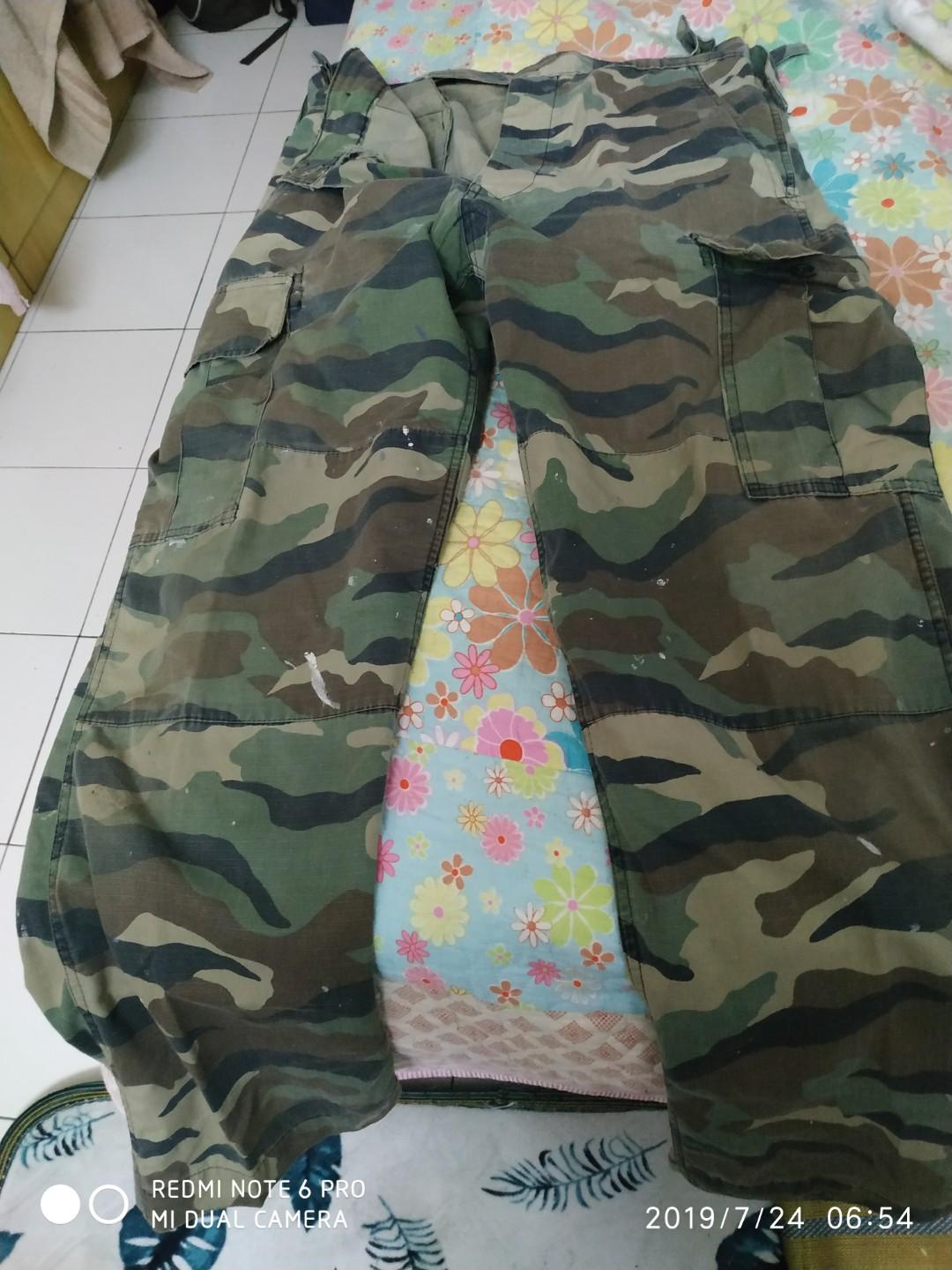 Seluar army clearance