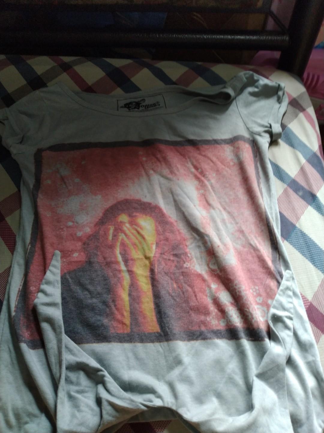 Prelived shirts (Category: Shirts) located in Valenzuela. Submitted by cherryv03 (Listing ID 241651123, Image 2). Description: Take all 9 pcs preloved shirts small sizes 100 pesos only.
