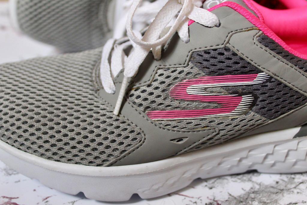 skechers goga run