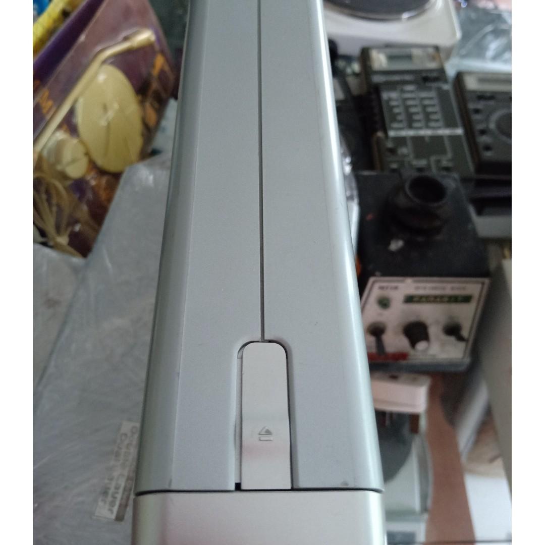 SONY Dual Rw drive DVD/CD @Php1500each (Category: Portable Music Players) located in Angeles City. Submitted by edjazmin (Listing ID 241699605, Image 3). Description: SONY Dual Rw drive DVD/CD DVD/CD Rewritable Drive Doublr Layer Dual Layer Volts : 12V=3A Model : DRX-810UL Php1500each Used Good Working Condition.. Buy now!!! Selling as is Pls Self Inspect ---------------------------------------------- Viewing: No. 544 Acacia St. Dona Belen Subdiv