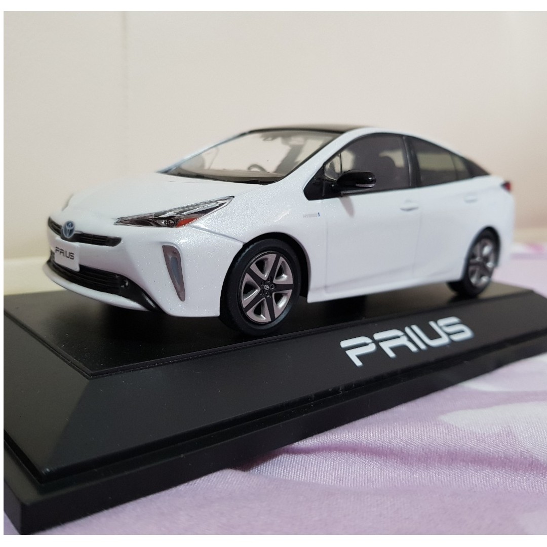 toyota prius diecast