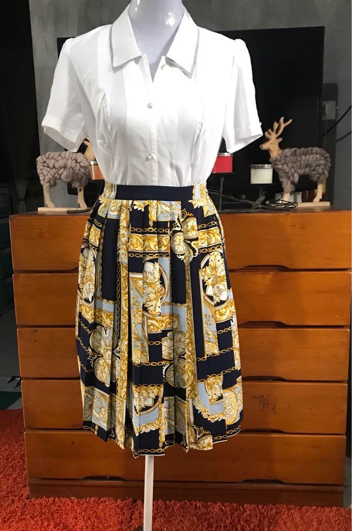 versace inspired pleated skirt