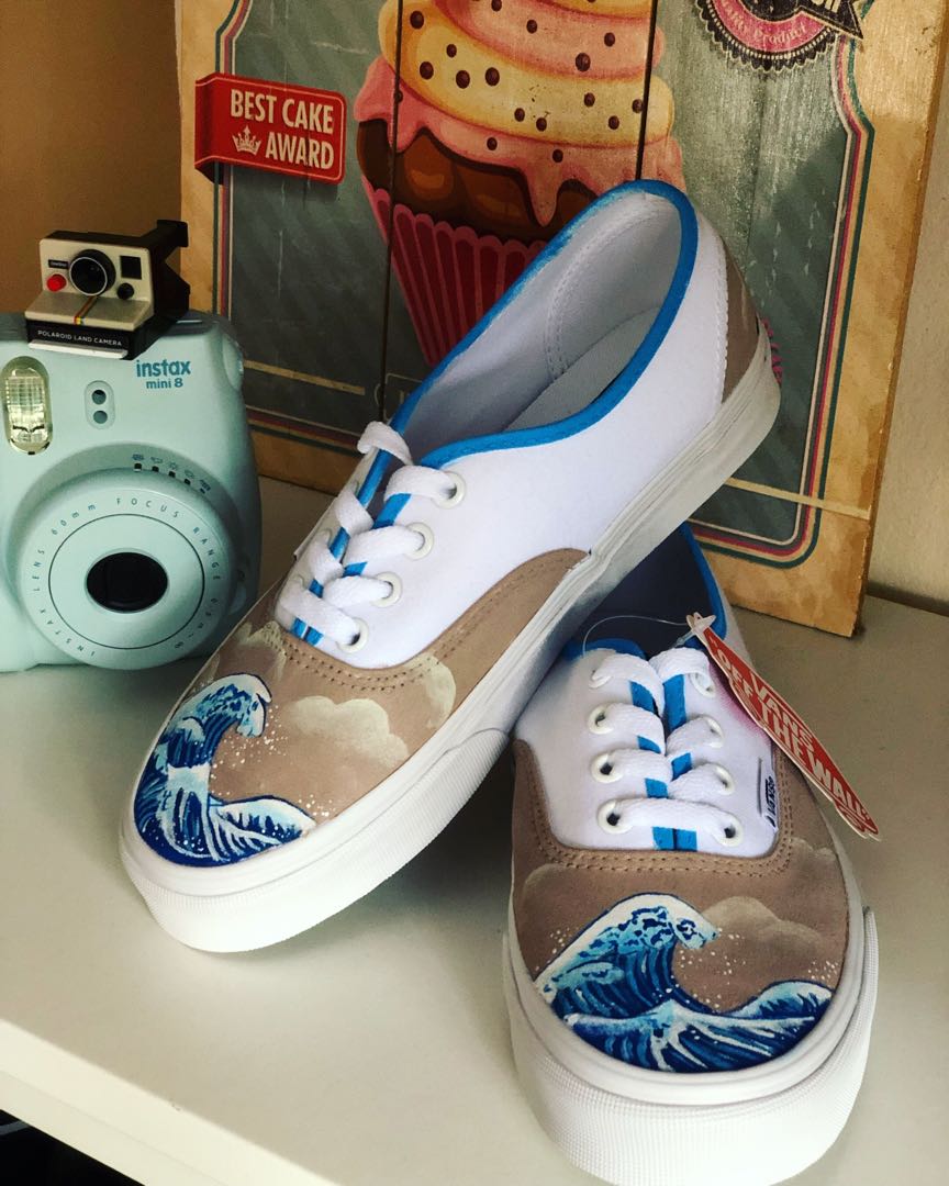 vans with waves on them