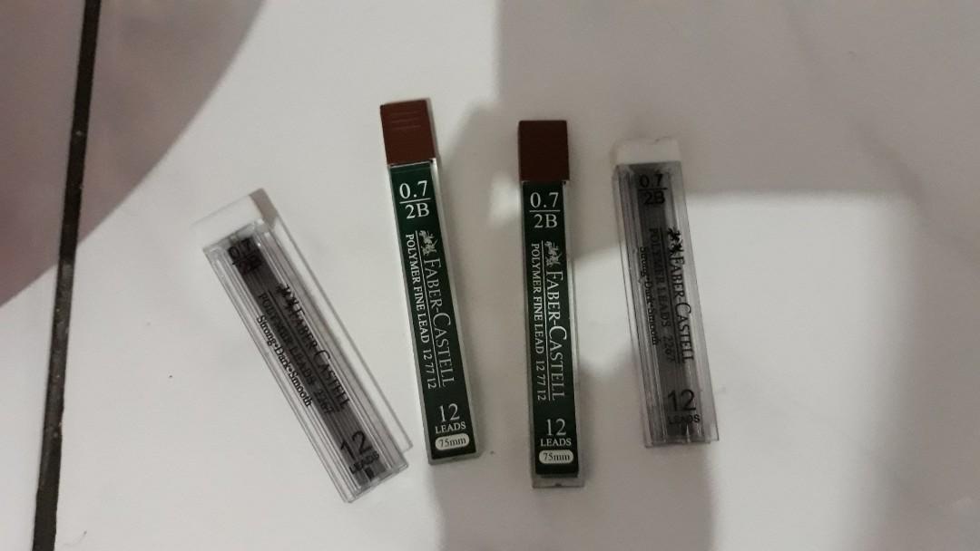Faber Castel Isi Pensil Mekanik 0 7 Books Stationery