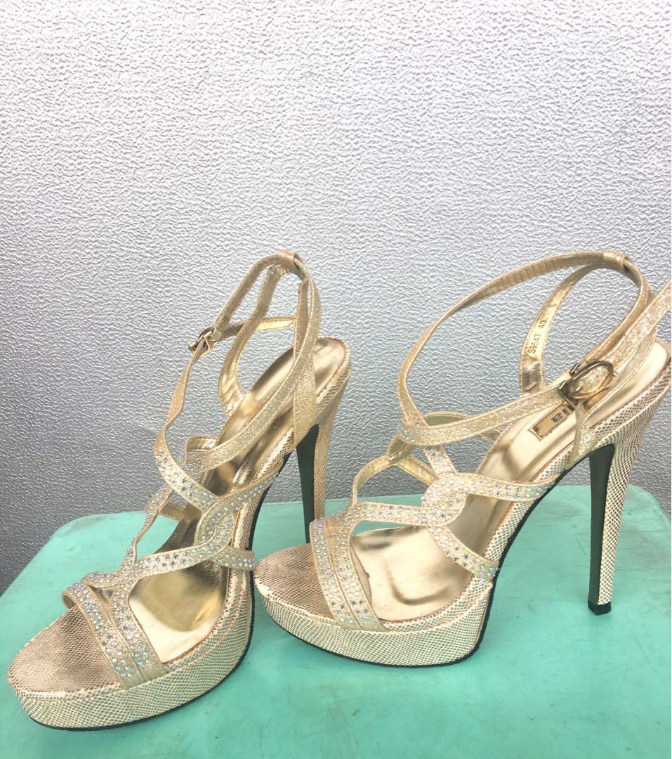 Gold Pageant 5” Heels (Figlia), Women's Fashion, Footwear, Heels on  Carousell