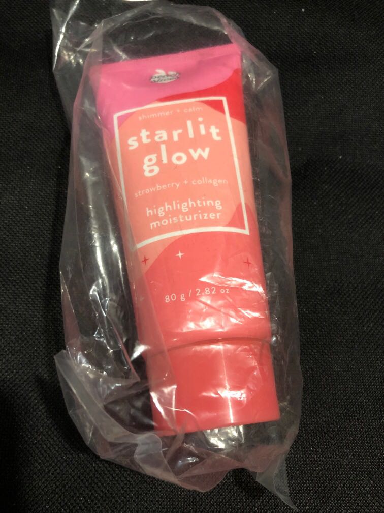 starlit glow highlighting moisturizer