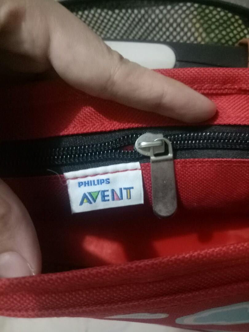 Philips Avent Stroller Organizer (Category: Strollers) located in Caloocan City. Submitted by kayceegee (Listing ID 241904208, Image 3). Description: Brand New Philips Avent More Storage for milk, phone etc..