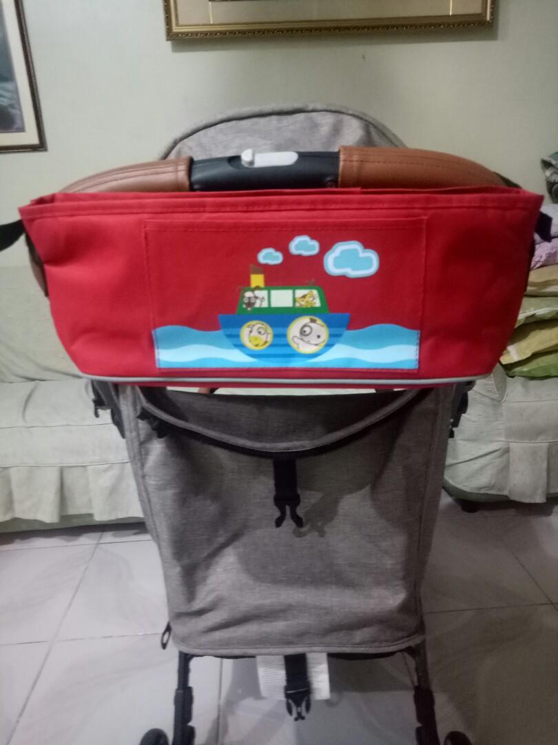 Philips Avent Stroller Organizer (Category: Strollers) located in Caloocan City. Submitted by kayceegee (Listing ID 241904208, Image 1). Description: Brand New Philips Avent More Storage for milk, phone etc..