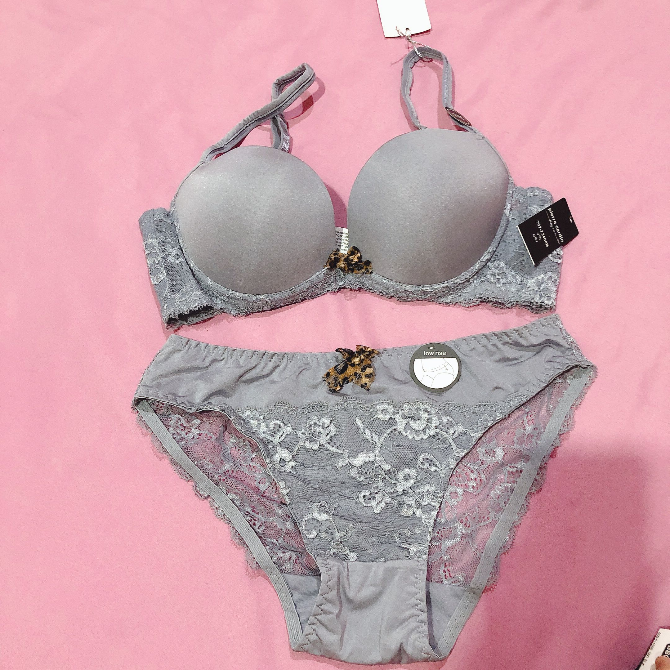 Pierre Cardin lingerie bra set, Women's Fashion, New Undergarments