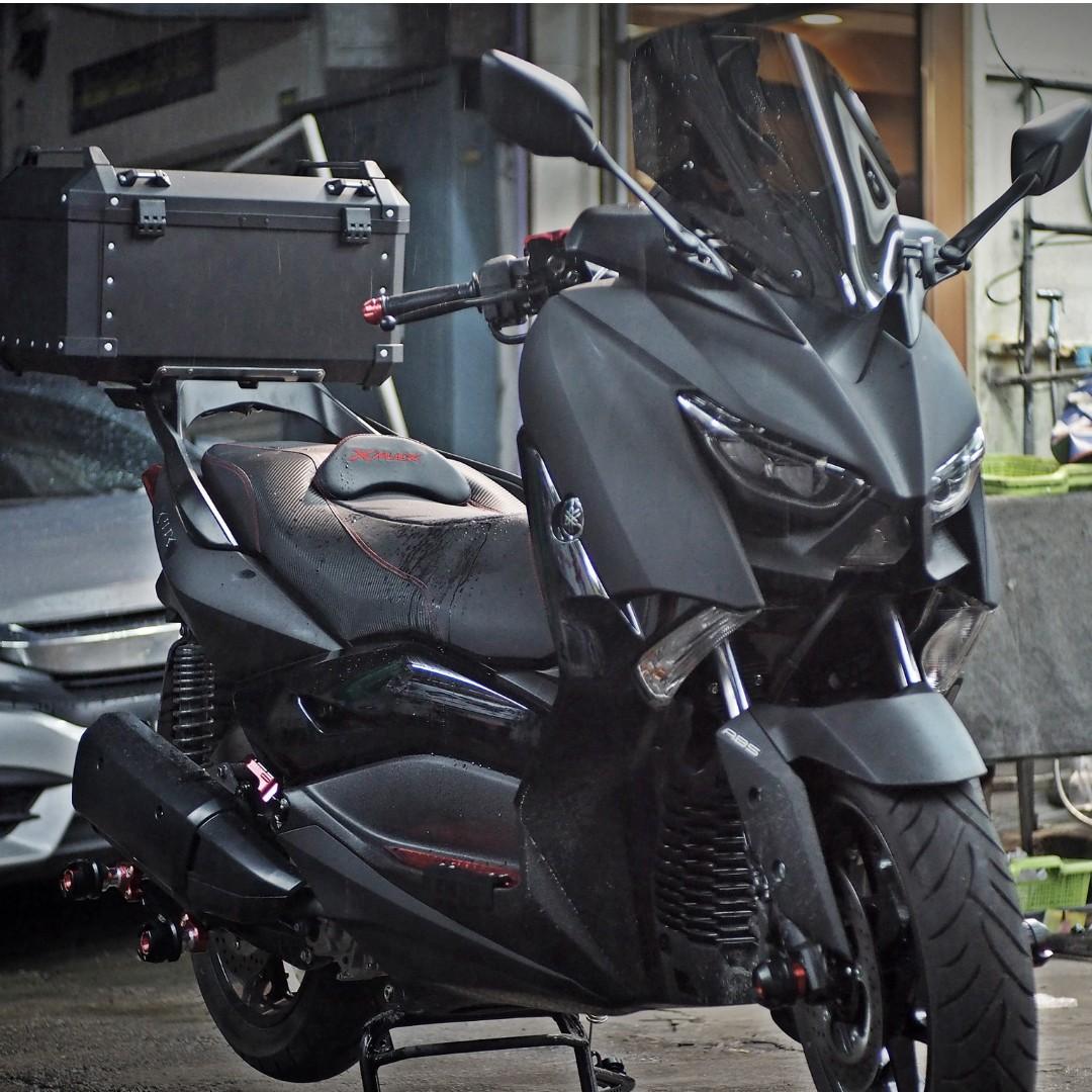 Revolution Angry Rhino Moritech Singapore Yamaha Xmax 300 Xmax 400 2018 2019 2020 Top Rack 40 50 60 Litres Black Top Case Ready Stock Promo Do Not Pm Kindly Call Us Kindly Follow Us Motorcycles Motorcycle Accessories On Carousell