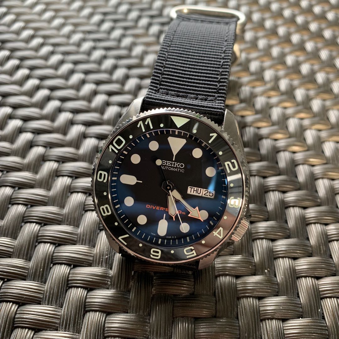 Seiko SKX007 Dual Time Lume Mod, Men's Fashion, Watches & Accessories,  Watches on Carousell