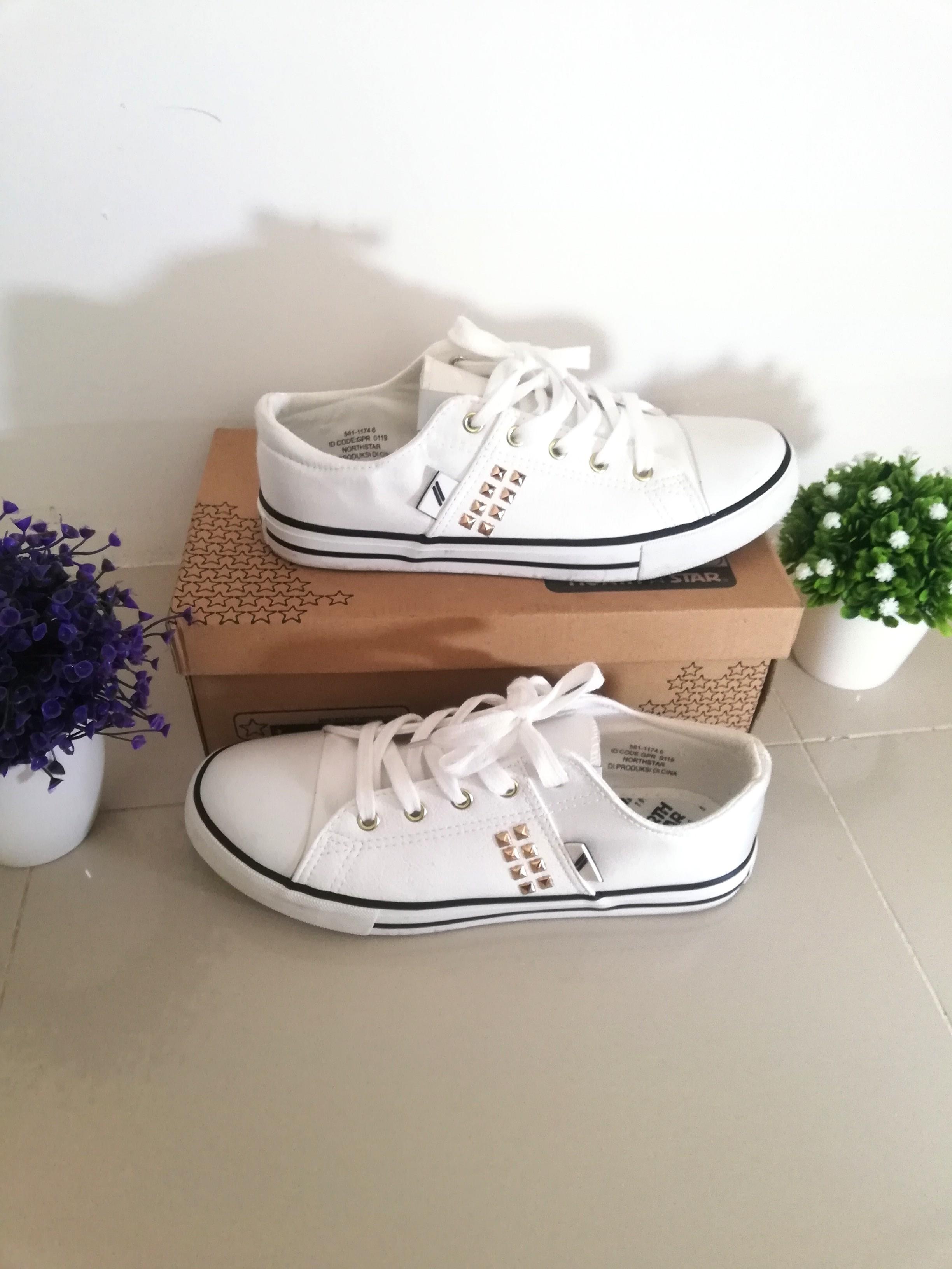 Sepatu Sneakers White Northstar Bata Fesyen Wanita Sepatu Di Carousell