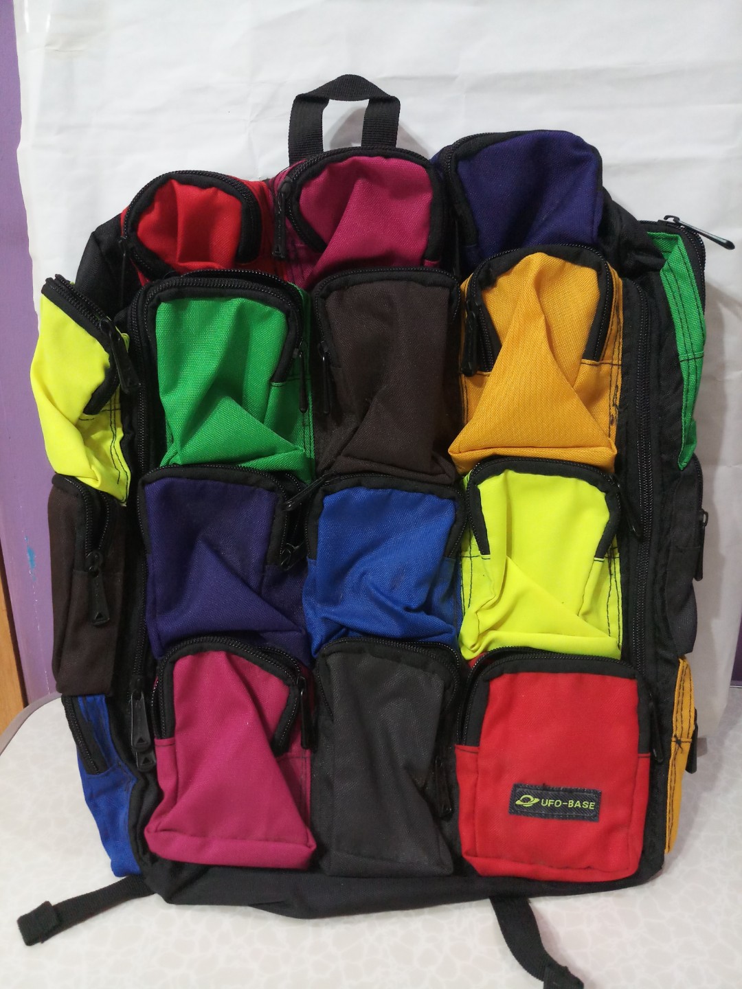 ufo base many compartment pockets selling urgently