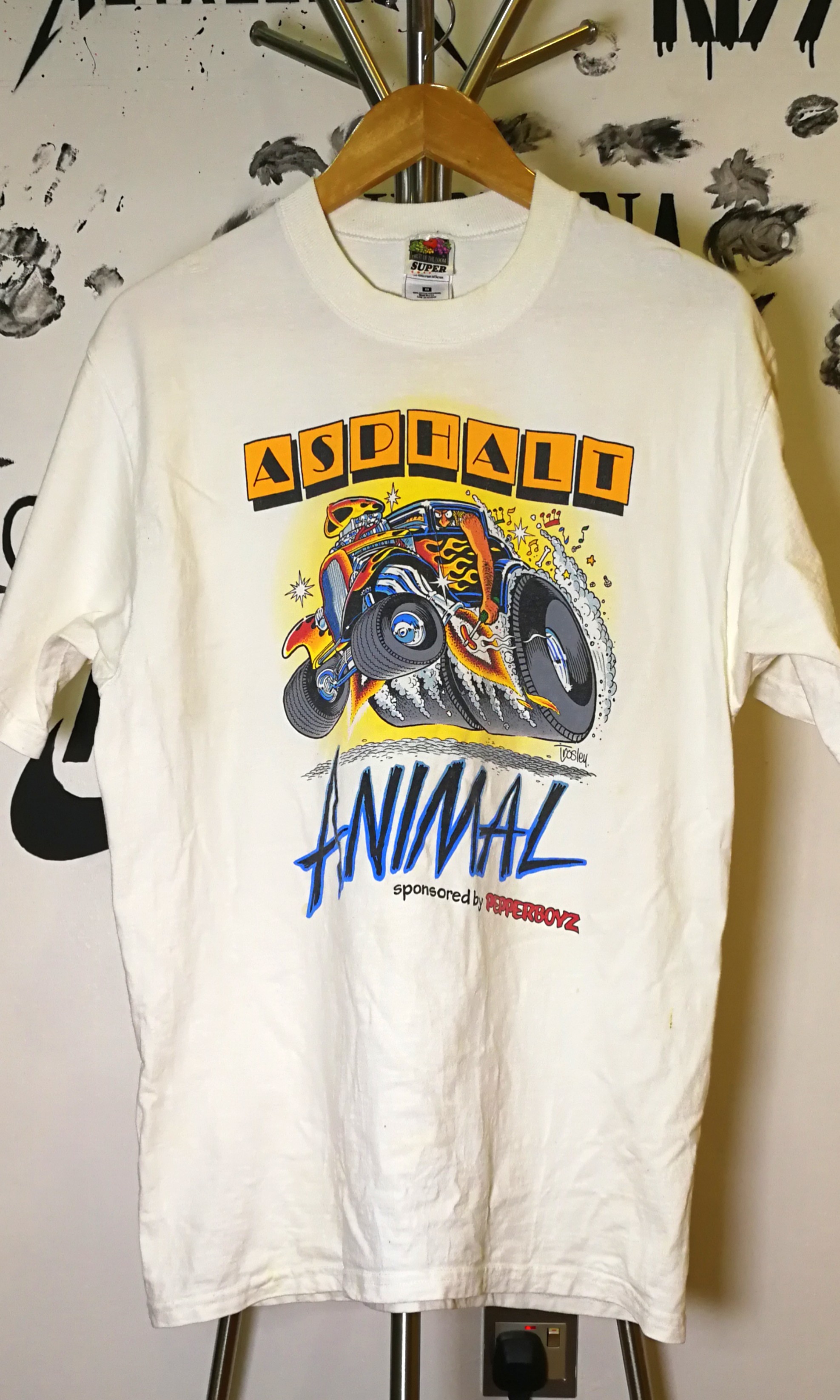 Vintage White T Shirt
 Vintage white T Shirt Men s Fashion Tops & Sets Tshirts & Polo