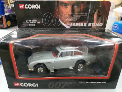 James bond themes DDD 32 bit digital, 興趣及遊戲, 收藏品及紀念品, 明星周邊- Carousell