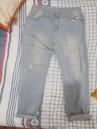 Ripped Boyfriend Jeans