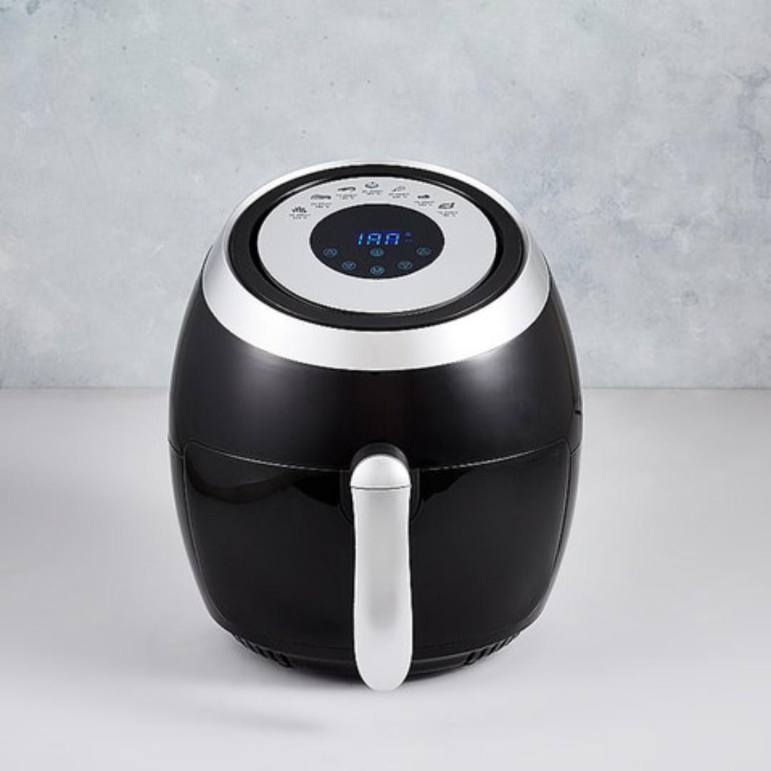 Anko Air Fryer, 3.2 litres capacity LED control panel with 7 preset