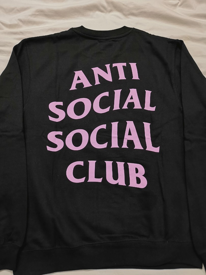 assc crewneck