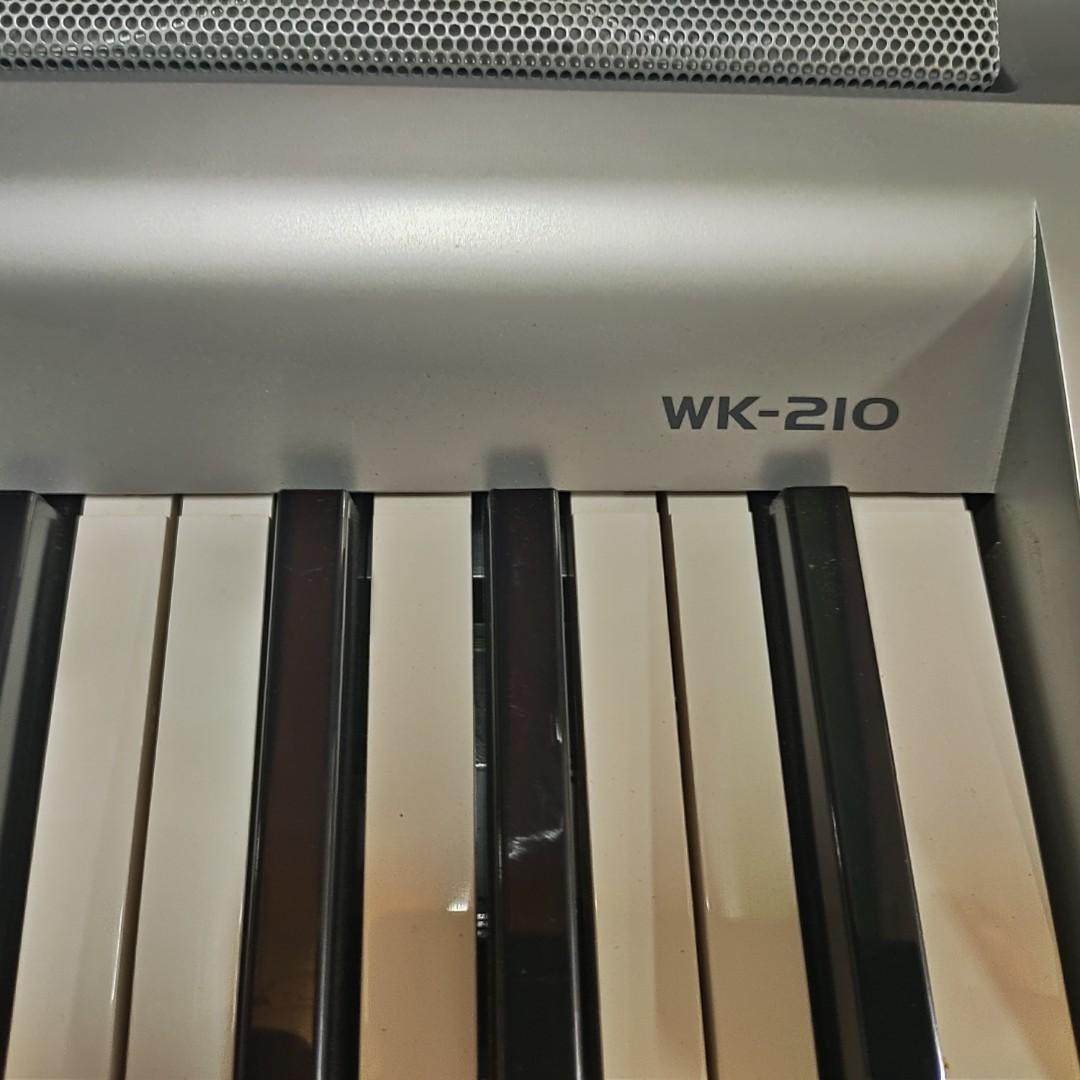 casio wk210 digital keyboard workstation, Hobbies & Toys, Music & Media