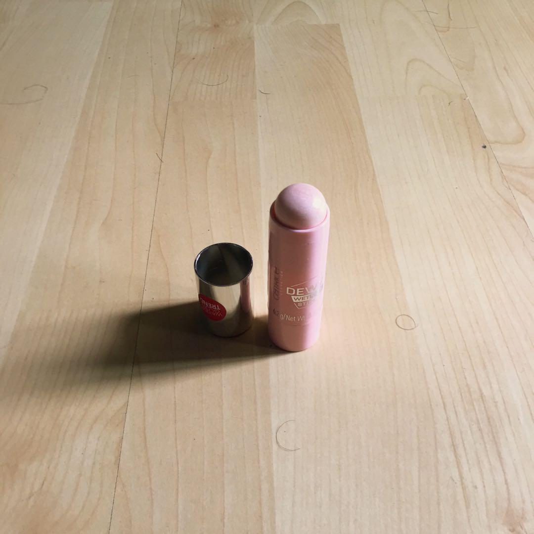 Catrice Cosmetics Dewy Wet Look Stick (Category: Makeup) located in Mandaluyong City. Submitted by ofcourseidid (Listing ID 242049307, Image 2). Description: Swatched only. Sanitized. Too many highlighters Meetups only at Greenfield, Shangri-La Plaza, or Megamall Can ship via Lalamove, Grab, or Fastrack. Shipping fee shouldered by the buyer.