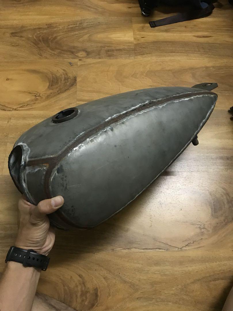 Custom Cafe Racer Tank, Auto Accessories on Carousell