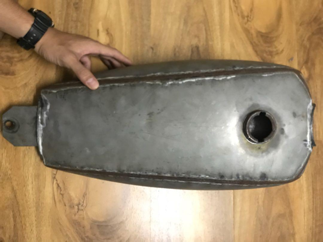 Custom Cafe Racer Tank, Auto Accessories on Carousell