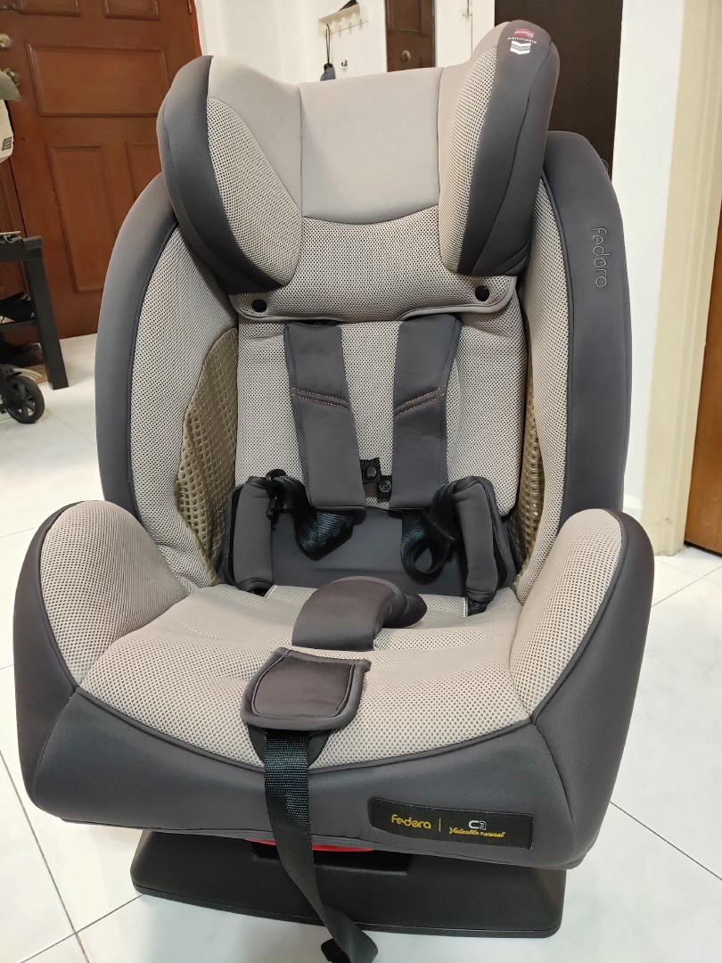 fedora car seat