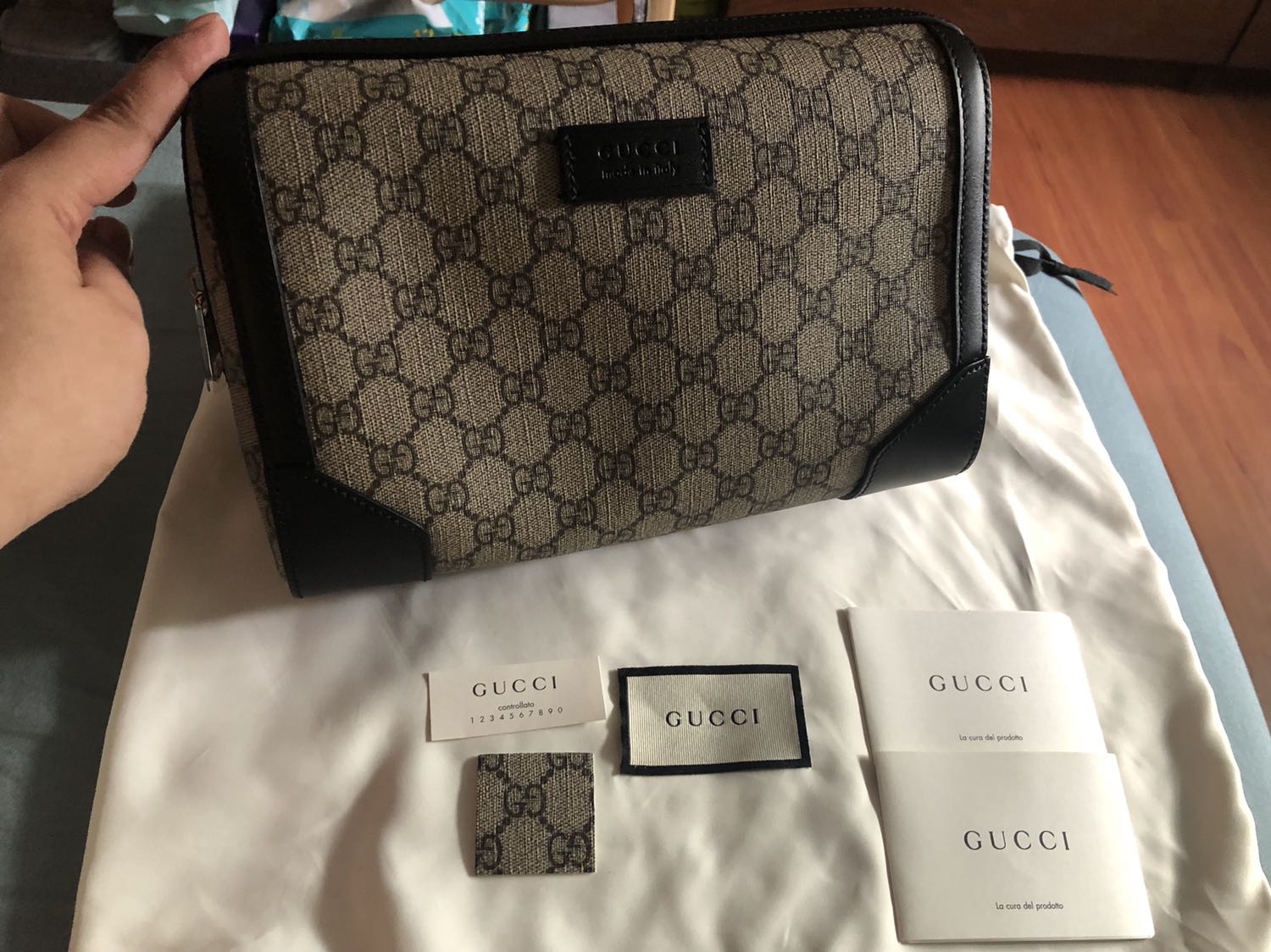 Gg supreme toiletry case online