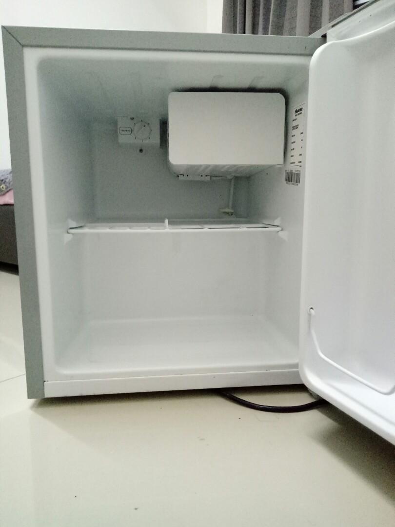 Hisense Mini Fridge, TV & Home Appliances, Kitchen Appliances