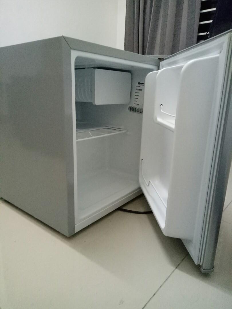 Hisense Mini Fridge, TV & Home Appliances, Kitchen Appliances