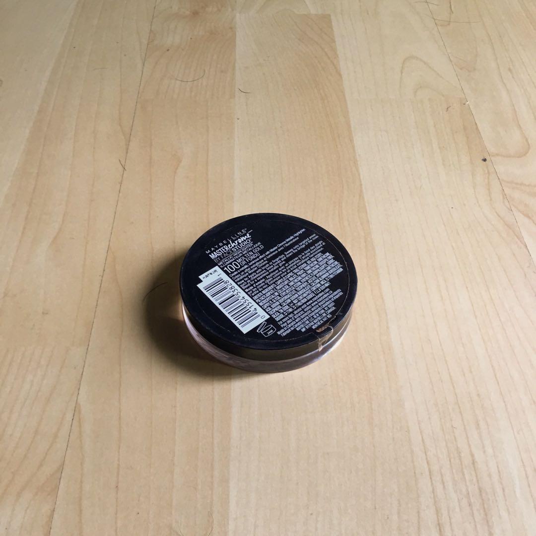 Maybelline Master Chrome Highlighter in 100 Molten Gold (Category: Makeup) located in Mandaluyong City. Submitted by ofcourseidid (Listing ID 242047663, Image 2). Description: Used around 5x? Too many highlighters Meetups only at Greenfield, Shangri-La Plaza, or Megamall Can ship via Lalamove, Grab, or Fastrack. Shipping fee shouldered by the buyer.