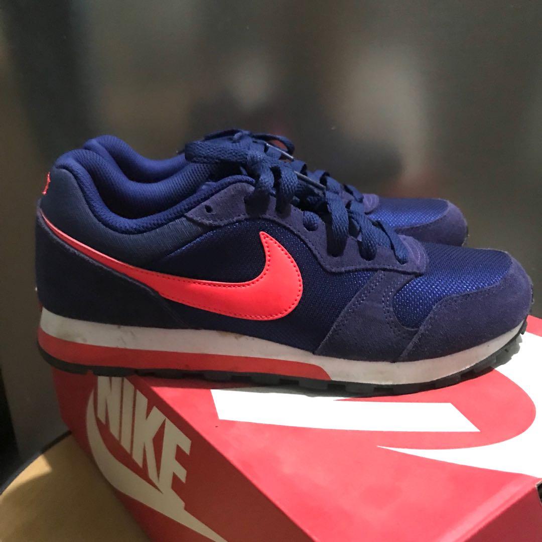 nike md runner ladies