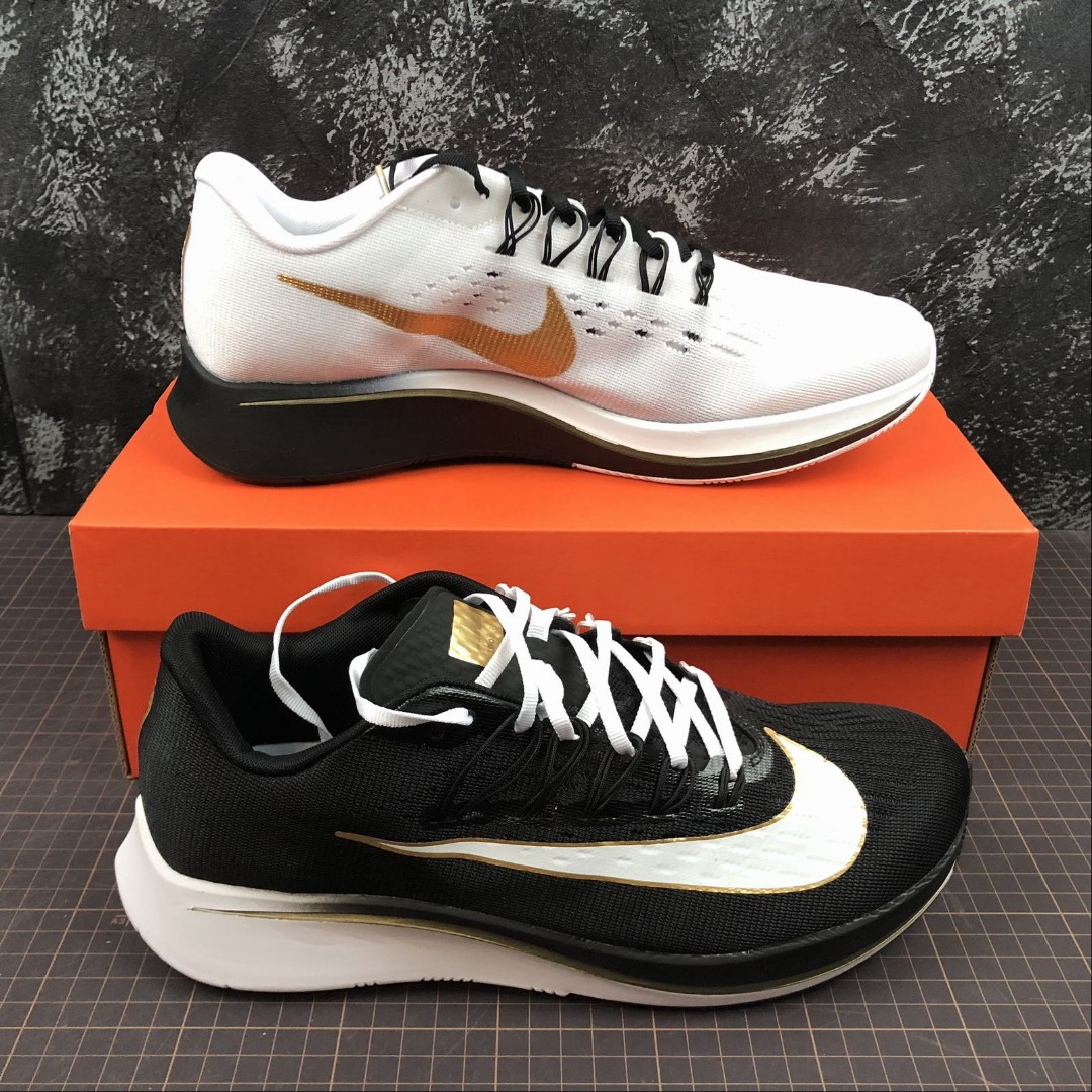 Nike zoom fly mismatched for sale hot sale