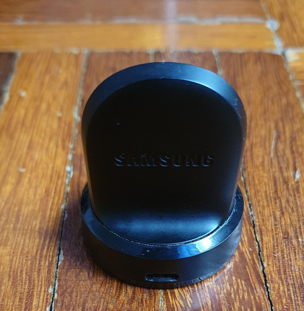 Samsung Gear S2 Wireless Charger EP-OR720, Mobile Phones & Gadgets,  Wearables & Smart Watches on Carousell