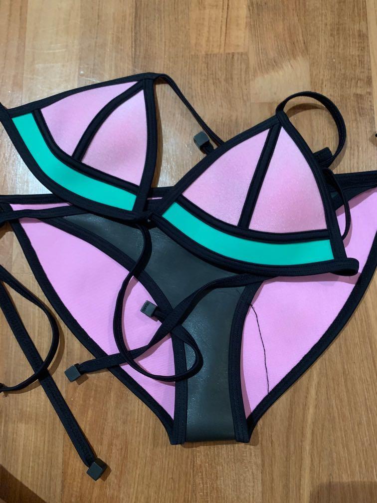 triangl bikini
