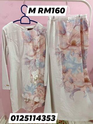 Minaz Lily kurung size M