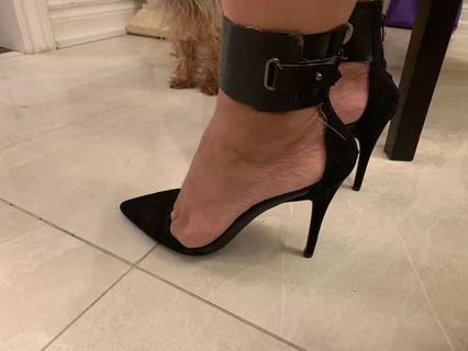Zara shoes size 7.5