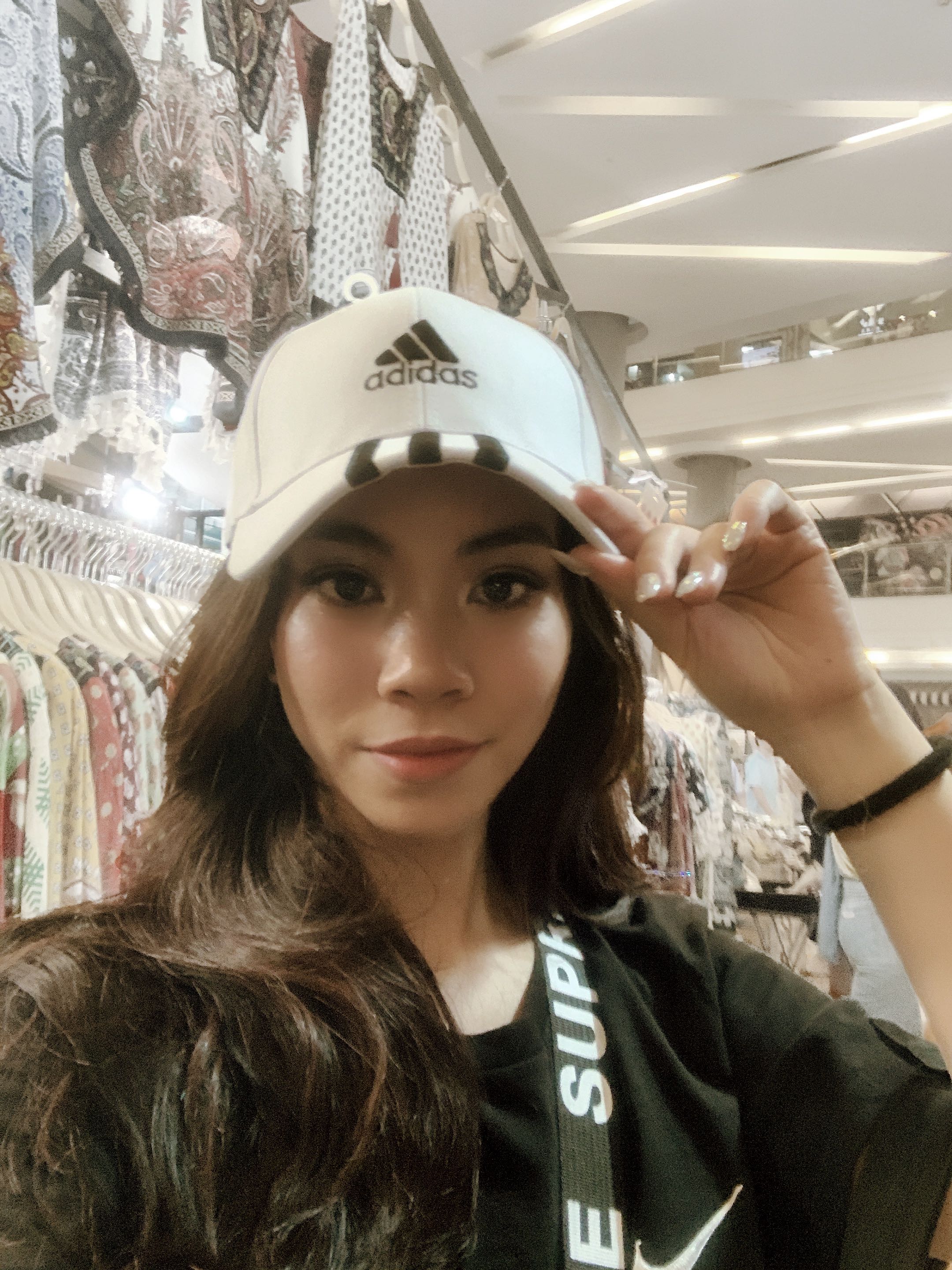 Adidas White Cap, Women's Fashion, Watches & Accessories, Hats & Beanies on  Carousell