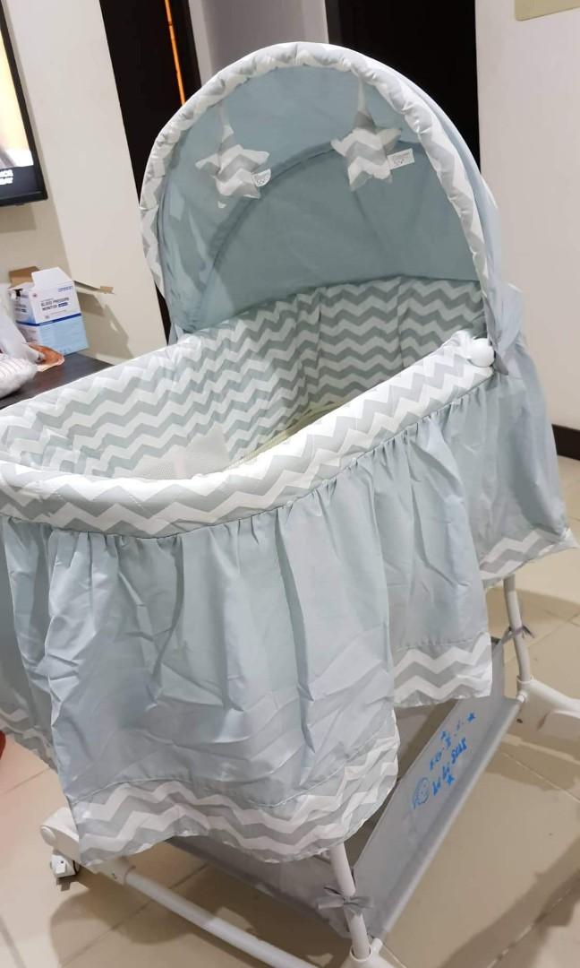 grey baby cots