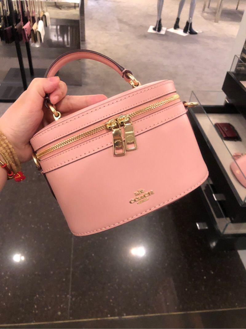 COACH SELENA TRAIL BAG IN COLORBLOCK