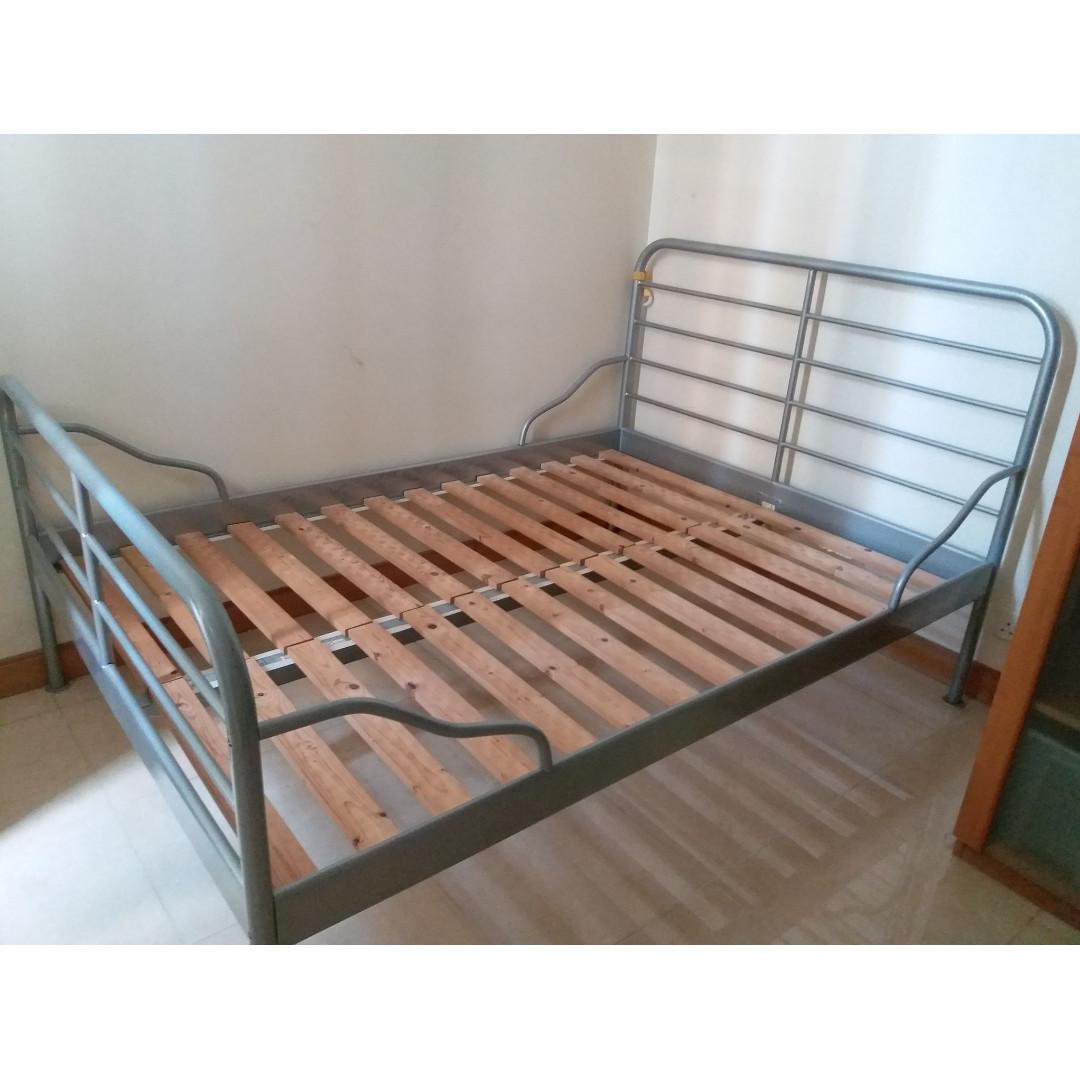 Ikea logga bed frame hot sale