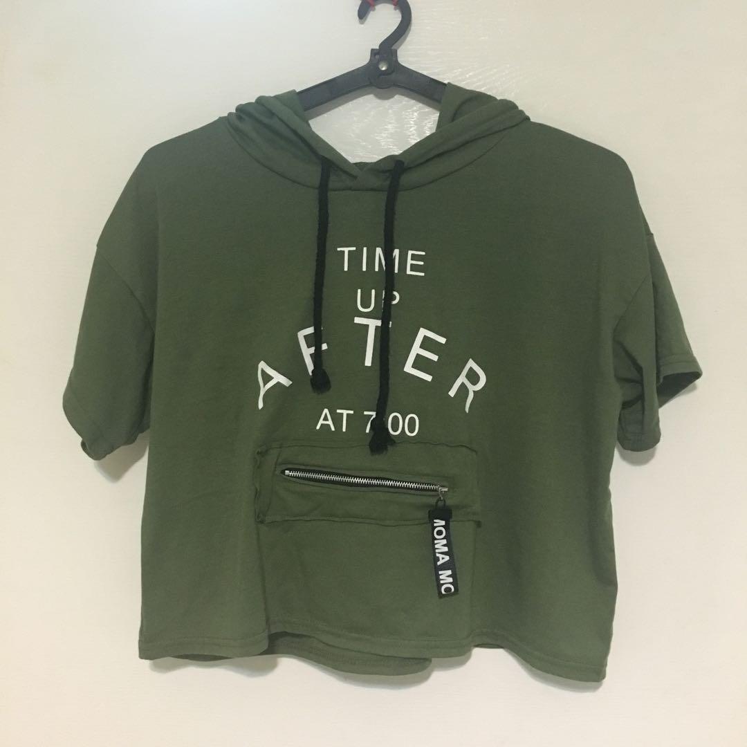 green hoodie crop top