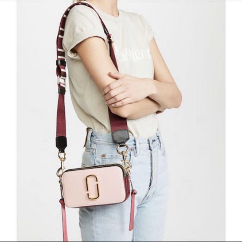 Marc Jacob Snapshot limited edition Pink, Women's Fashion, Bags