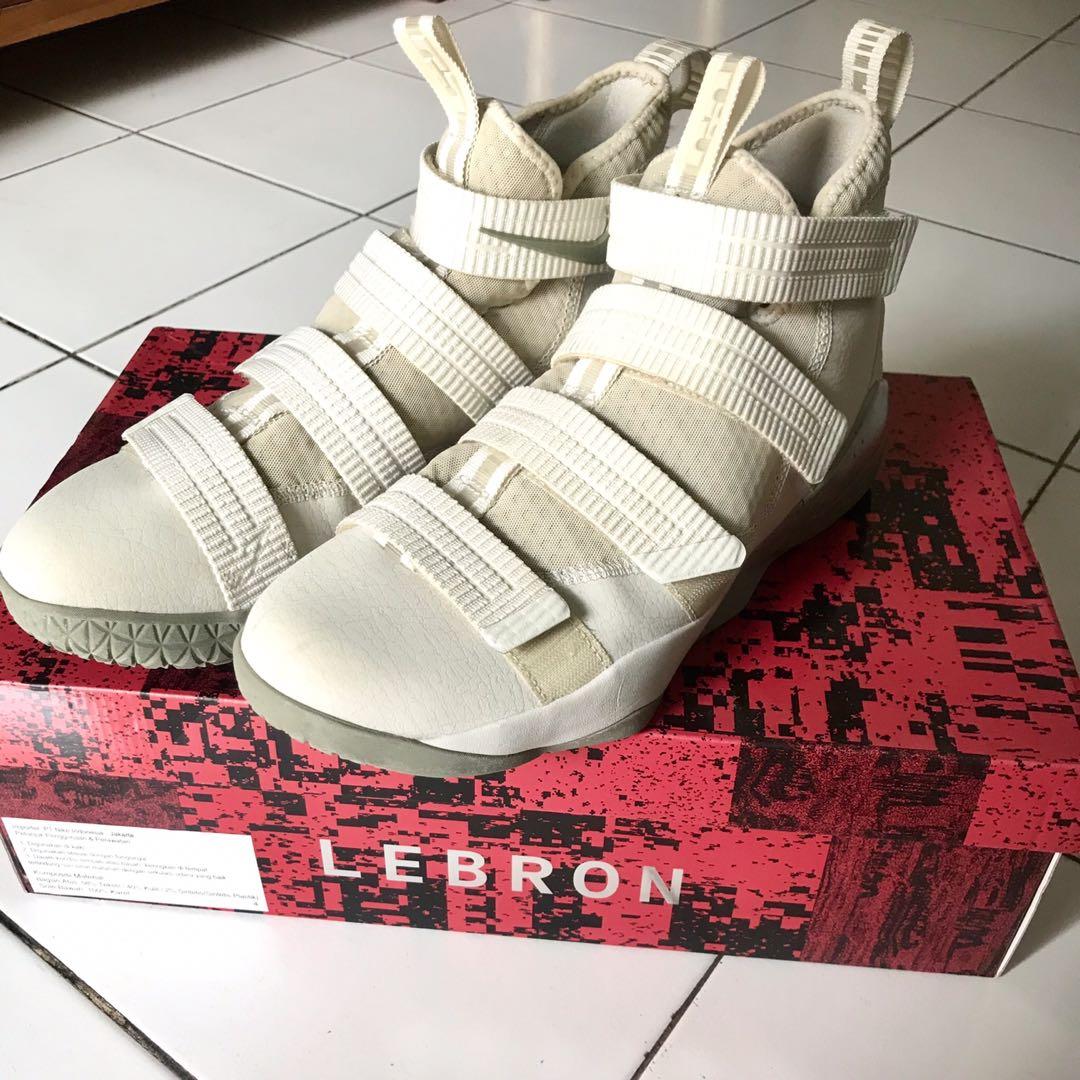 Lebron soldier 11 light bone hot sale