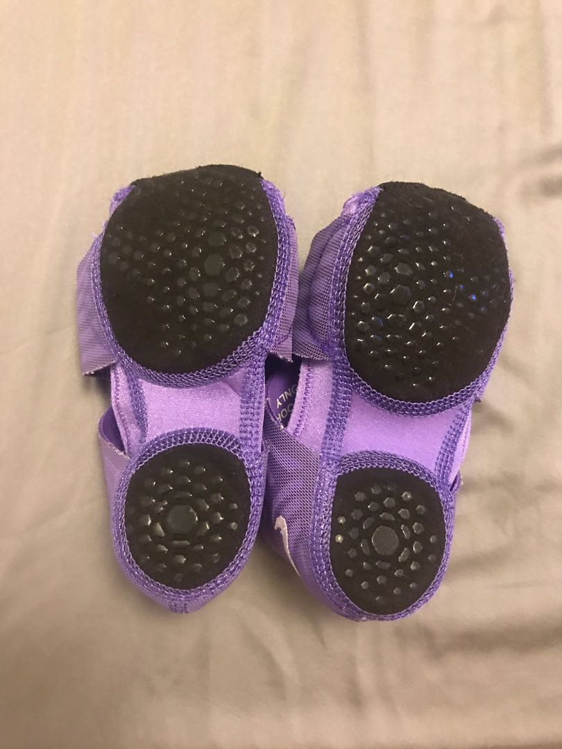 nike pilates shoes