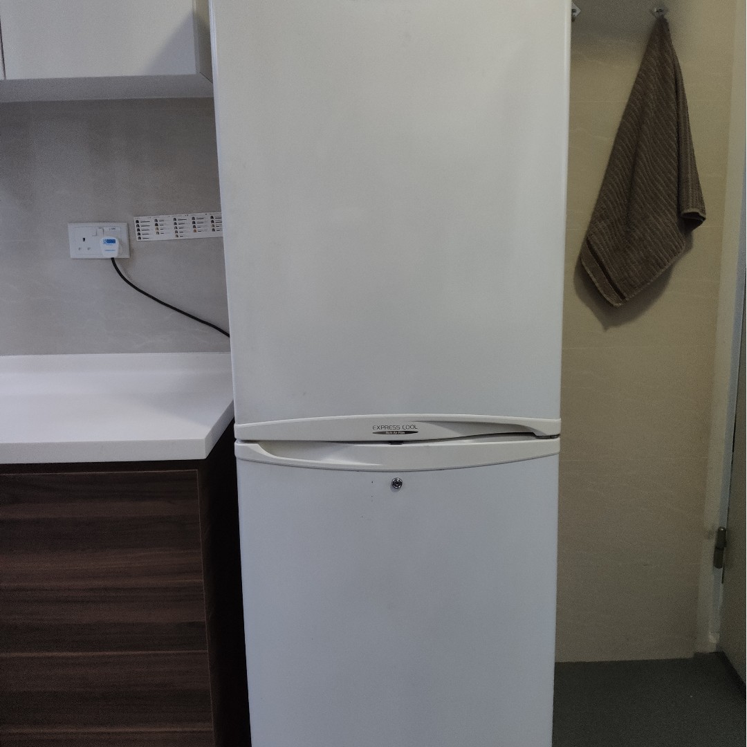 Lg no 2025 frost fridge freezer